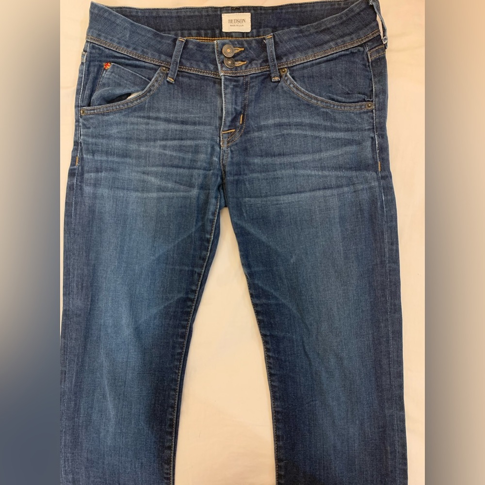 Hudson Beth Mid-Rise Baby Bootcut Jean